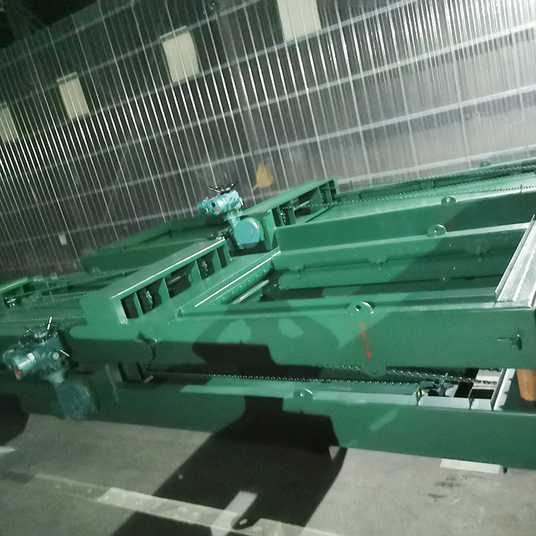 新型隔绝插板门